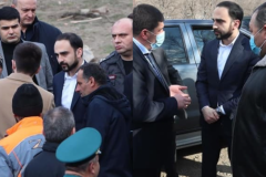 Մինչ Տիգրան Ավինյանը կհասներ Շուռնուխ՝ բարերարներն արդեն իսկ գործի են անցել