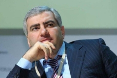 Այսօրվա Հայաստանի ղեկավարները փորձում են արդարացնել Հայոց ցեղաuպանnւթյnւնն իրականացնողներին, ավելին՝ փորձում են հավասարության նշան դնել զnhի և դահիճի միջև․ Սամվել Կարապետյան