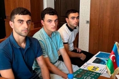 Ադրբեջանի ՄԻՊ–ը հանդիպել է Լաչինի միջանցքում առևանգված արցախցի երիտասարդների հետ