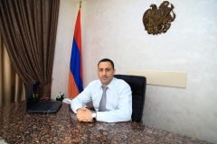 ՄԵՂՐԻ ՀԱՄԱՅՆՔԻ ՂԵԿԱՎԱՐ ԲԱԳՐԱՏ ԶԱՔԱՐՅԱՆԻ ՇՆՈՐՀԱՎՈՐԱԿԱՆ ՈՒՂԵՐՁԸ ՄԱՅԻՍԻ 28-Ի՝ ՀԱՆՐԱՊԵՏՈՒԹՅԱՆ ՏՈՆԻ ԱՌԹԻՎ