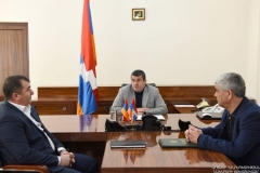 Նախագահ Հարությունյանը Անվտանգության խորհրդի աշխատակազմին է ներկայացրել ԱՀ ԱԽ նոր քարտուղարին