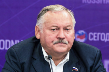 Ինչպե՞ս կարող են ԼՂ կոնֆլիկտի կողմերը հումանիտար ծրագիր իրականացնել, երբ Ալիևը խոսում է Երևանը գրավելու մասին. Կոնստանտին Զատուլին