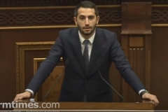 Ճի՞շտ լսեցի, որ դահլիճում ինչ-որ մեկն ինձ Թուրքիայի գործակալ անվանեց. Ռուբինյանի նախազգուշացումն ընդդիմությանը
