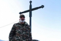 Փաշինյանը պատահականության սկզբունքով Շուռնուխում 2 տուն է մտել, համայնքապետին չի հանդիպել