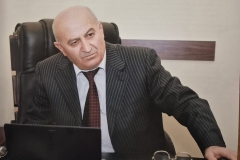 Մաքսիմ Հակոբյանն այսօր կդառնար 77 տարեկան