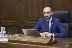 Հայաստանում խնդիր է բժիշկների անհամաչափ բաշխվածությունը մարզերում և Երևանում. Նարեկ Զեյնալյան