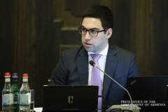 Առաջարկվում է` կախված եկամուտներից «Զինծառայողների ապահովագրության հիմնադրամին» դրոշմանիշային վճարի չափը փոխել