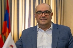 Հրաչյա Ռոստոմյանը հեռացել է Հայաստանի բասկետբոլի ֆեդերացիայի նախագահի պաշտոնից