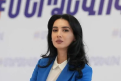 Ուժեղ Հայաստանում հոգեկան շեղում ունեցողները, կանանց քաշքշողները պաշտոնի փոխարեն կունենան որակյալ բուժում և անվճար դեղեր. Ղահրամանյան