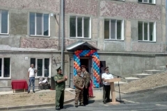 Տարեդարձ զորամասում եւ բնակարանների հանձնում զինծառայողներին