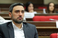 Արամ Վարդևանյանը պատգամավորական մանդատը վայր դրեց
