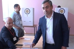 «Սպասում եմ, որ հունիսի 7-ը կլինի բեկումնային»․ Իշխան Սաղաթելյանը քվեարկեց իր ծննդավայր Գեղամավանում