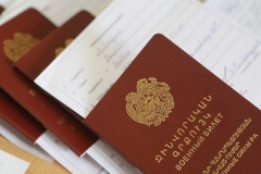 Զորացրված զինծառայողների զինգրքույկներում համատարած «վարորդ» է նշվում, որ չօգտվեն արտոնություններից. «Հրապարակ»