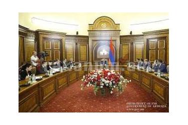Վարչապետի մոտ քննարկվել են ճանապարհաշինության ոլորտում ընթացիկ իրավիճակը և հետագա անելիքները