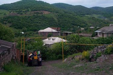 Ադրբեջանը գնդակոծում է Տավուշի Բաղանիս գյուղը 