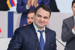 Տասնամյակներ շարունակ հայ քաղաքական միտքն այնքան հասու չէր, որքան Հայ եկեղեցու զգուշավոր միտքը. Նարեկ Կարապետյան