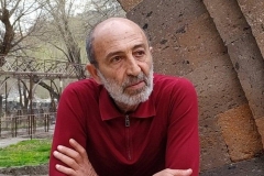 Մենք ո՞նց կարողացանք տղերք, այդքան փորձությունների միջով անցնելուց հետո հավատալ մեկին, ով ոչինչ չուներ արած այս արևի լույսի ներքո․ Աշոտ Մինասյան