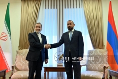 Մեկնարկել է Հայաստանի և Իրանի ԱԳ նախարարների առանձնազրույցը