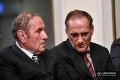 Տեր-Պետրոսյանը վերահաստատում է իր կարծիքը՝ Հայաստանը Ղարաբաղի հարցում դաշնակիցներ չունի