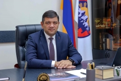 Կապանի համայնքապետ Գևորգ Փարսյանի շնորհավորանքը՝ Հայաստանի առաջին հանրապետության հռչակման 108-րդ տարեդարձի կապակցությամբ