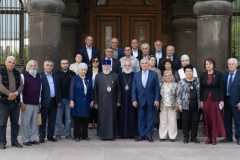 Ամենայն Հայոց Կաթողիկոսն ընդունեց  արցախահայության ներկայացուցիչներին
