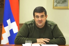 Այլ տարբերակ մենք չունենք, դա լինելու է ՌԴ խաղաղապահ առաքելության շրջանակներում. ԱՀ նախագահը՝ անվտանգության մասին