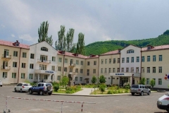 Վիրավոր զինվորները Գորիսի բժշկական կենտրոնում արժանանում են լիակատար սիրո եւ հոգատարության