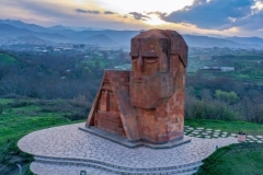 Խնդրում ենք ձեռնպահ մնալ շփման գծում առկա իրադրության շուրջ իրականությանը չհամապատասխանող կամ չստուգված տեղեկություններ տարածելուց. Արցախի դատախազություն