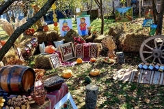 Խնձորեսկում բերքատոն էր. սահմանապահ բնակավայրում արժևորում են մշակութային ավանդույթների պահպանումն ու տարածումը