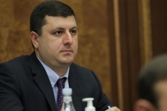 Վերջին օրերին Գորիս-Կապան մայրուղում տեղի ունեցող ադրբեջանական սադրանքներն ավելի շատ հուշում է, որ տեղի է ունեցել առևանգում