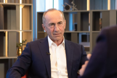 Քոչարյանը Պոզներին տված հարցազրույցում հայտնել է, որ ընտրություններին մասնակցելու է կուսակցությունների դաշինքի առաջնորդի կարգավիճակում