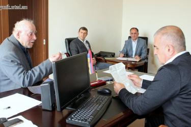 ՄԱՐԶՊԵՏԸ ՏԱԹԵՎ ՀԱՄԱՅՆՔՈՒՄ ՔԱՂԱՔԱՑԻՆԵՐԻ ԸՆԴՈՒՆԵԼՈՒԹՅՈՒՆ ԿԱՏԱՐԵՑ