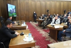 Ադրբեջանի ԶՈՒ-ն Սյունիք բնակավայրից 100 մ հեռավորության վրա է. Կապանի ղեկավարը ներկայացրեց իրավիճակը