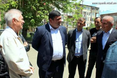 «ԵՎՐՈՊԱՅԻ ՕՐԸ» ԿԱՊԱՆՈՒՄ ԲԱՑՎԵՑ ՊԼԱՍՏԻԿ ԹԱՓՈՆՆԵՐԻ ՎԵՐԱՄՇԱԿՄԱՆ ԱՐՏԱԴՐԱՄԱՍԸ