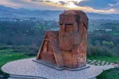 Ադրբեջանցիները օկուպացված Արցախում շարունակում են ոչնչացնել հայկական կառույցները