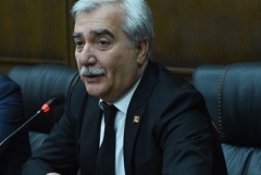 Եթե մտածում են շենքեր գրավելու մասին, պետք է մտածեն, որ պետությունը մոնոպոլ իրավունք ունի կրակելու. Անդրանիկ Քոչարյան