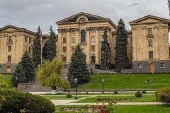 Համապետական ընտրություններին և հանրաքվեներին կարող են մասնակցել ՀՀ քաղաքացիություն ունեցող այն անձինք, որոնք ընտրություններին նախորդած 1 տարվա ընթացքում 6 ամիս բնակվել են Հայաստանում․ նախագիծ