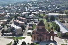 Ադրբեջանական վանդալիզմ․ Ստեփանակերտի մայր եկեղեցու գմբեթներից հանել են խաչերը