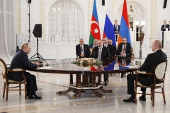 Սոչիում ՀՀ վարչապետի, ՌԴ և Ադրբեջանի նախագահների եռակողմ հանդիպմանն ընդունվել է հայտարարություն