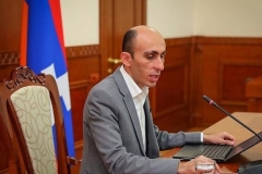 Արցախի ժողովուրդ էթնիկ զտման զոհ է դարձել․ Բեգլարյան․ ՏԵՍԱՆՅՈՒԹ