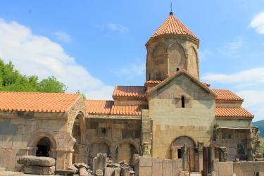 ՈՒԽՏԻ ՊԱՏԱՐԱԳ ԵՎ ՏՈՆԱԿԱՆ ՕՐ՝ ՎԱՀԱՆԱՎԱՆՔԻ ՎԱՆԱԿԱՆ ՀԱՄԱԼԻՐՈՒՄ