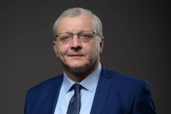 Մայր Աթոռը համահայկական հաստատություն է, որի կյանքն ու գործառույթները չեն կարող կախված լինել ոչ համայնքային, ոչ էլ պետական մակարդակի ընտրություններից․ Սուրեն Սուրենյանց