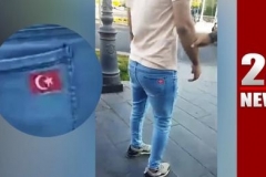 Թուրքական դրոշ պատկերված ջինսերով երիտասարդներ՝ Հանրապետության հրապարակում