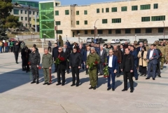 ԱՀ նախագահն Արցախյան շարժման 34-ամյակի առթիվ հարգանքի տուրք է մատուցել քաղաքային հուշահամալիրում և զինվորական պանթեոնում