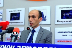 Բաքվում պահվող հայ գերիները բոլորը նույն պայմաններում են գտնվում, ընտանիքների հետ կապը հազվադեպ է