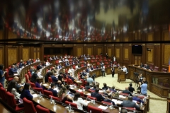 18 տարեկանը, առանց բացառության, ամուսնության նվազագույն շեմ սահմանող նախագիծն ընդունվեց երկրորդ ընթերցմամբ և ամբողջությամբ. ԱԺ օրակարգն սպառվեց
