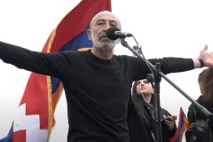 Սյունյաց աշխարհի մեծանուն զավակ Աշոտ Մինասյանին, որ չարչարանաց ճանապարհին է