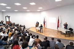 ԶՊՄԿ կայուն զարգացման գծով տնօրեն Արմեն Ստեփանյանը Հայաստանի ազգային պոլիտեխնիկական համալսարանի ավագ դպրոցում   «Կայուն զարգացումը ժամանակակից բիզնեսում» թեմայով դասախոսություն է կարդացել