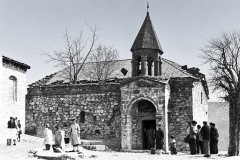 Կավարտի Սուրբ Գևորգ եկեղեցին, որ պայթեցրել են 1965-ին ու հավասարեցրել հողին. փրկվել է միայն զանգակատան խաչը