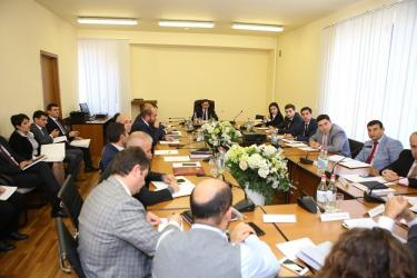 ՏԿԵ նախարար Սուրեն Պապիկյանը խորհրդակցություն է անցկացրել մարզպետների մասնակցությամբ